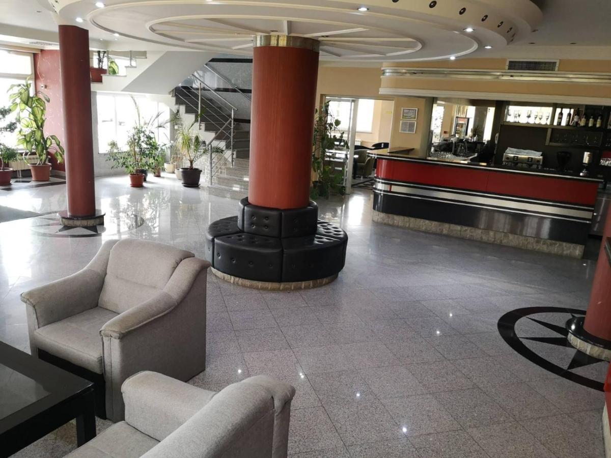 Hotel Elegance Belgrad Exterior foto