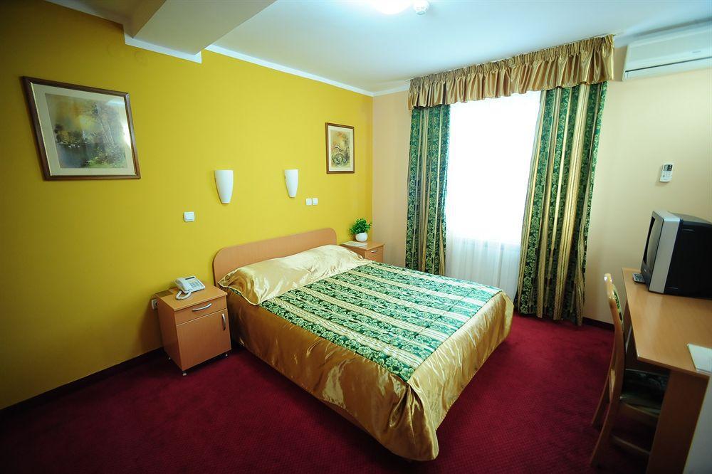 Hotel Elegance Belgrad Exterior foto