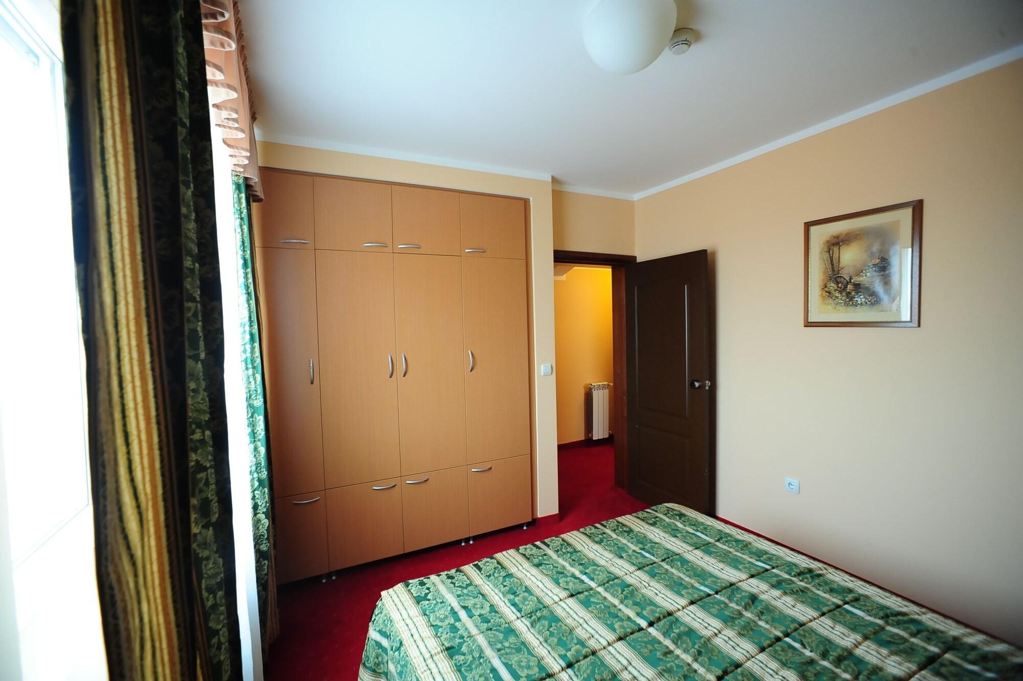 Hotel Elegance Belgrad Exterior foto