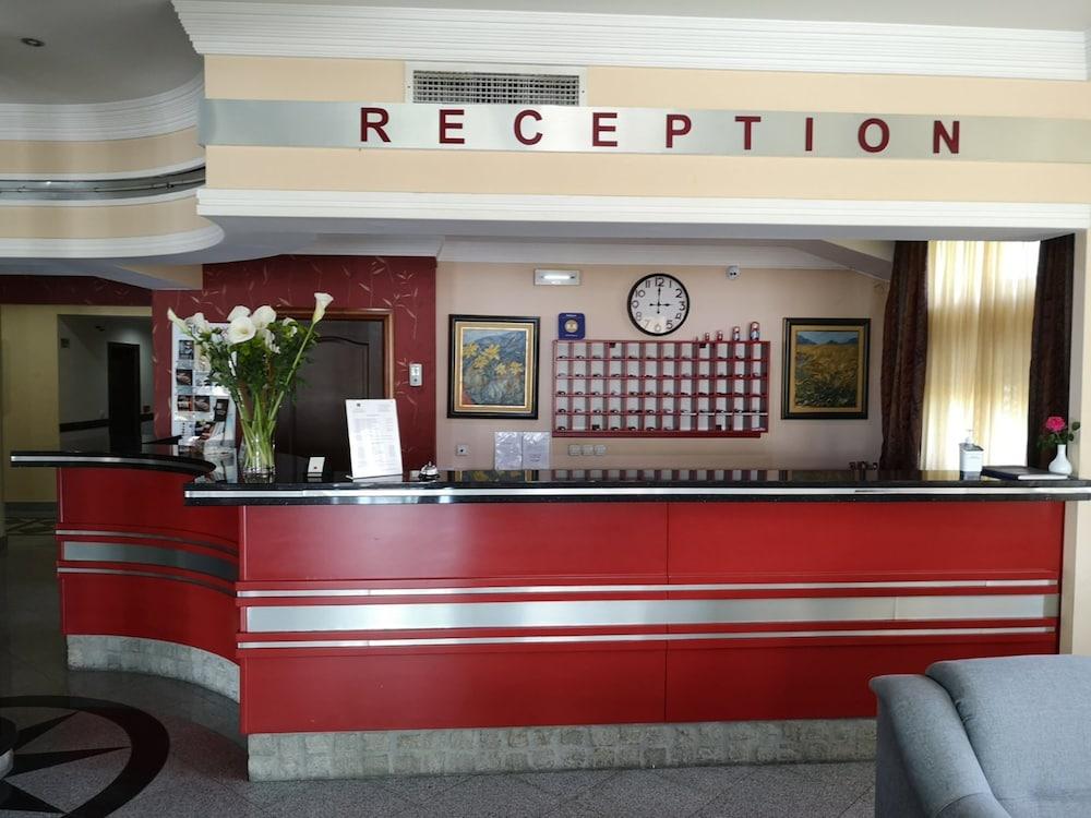Hotel Elegance Belgrad Exterior foto