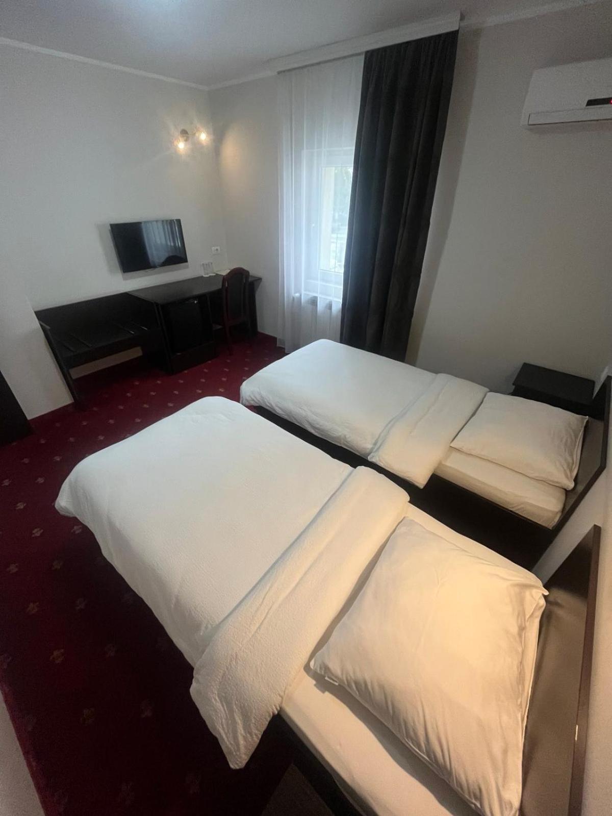 Hotel Elegance Belgrad Exterior foto