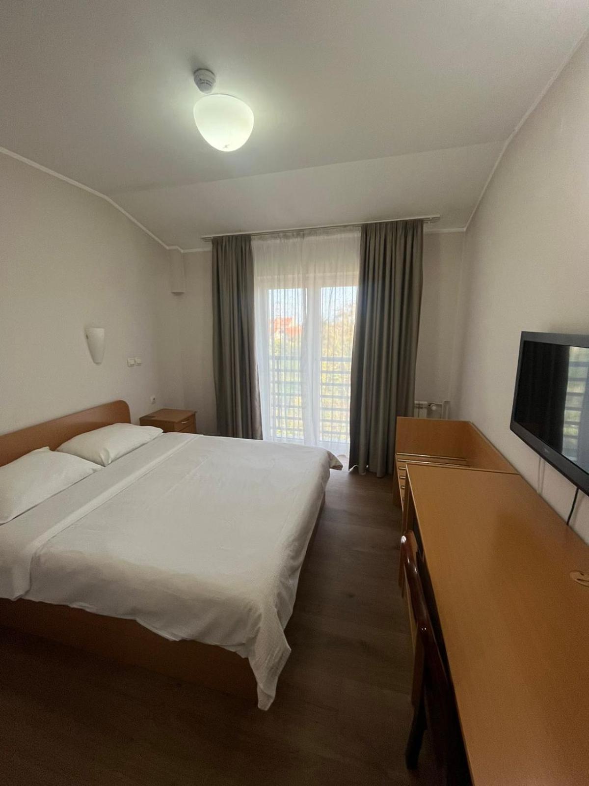 Hotel Elegance Belgrad Exterior foto