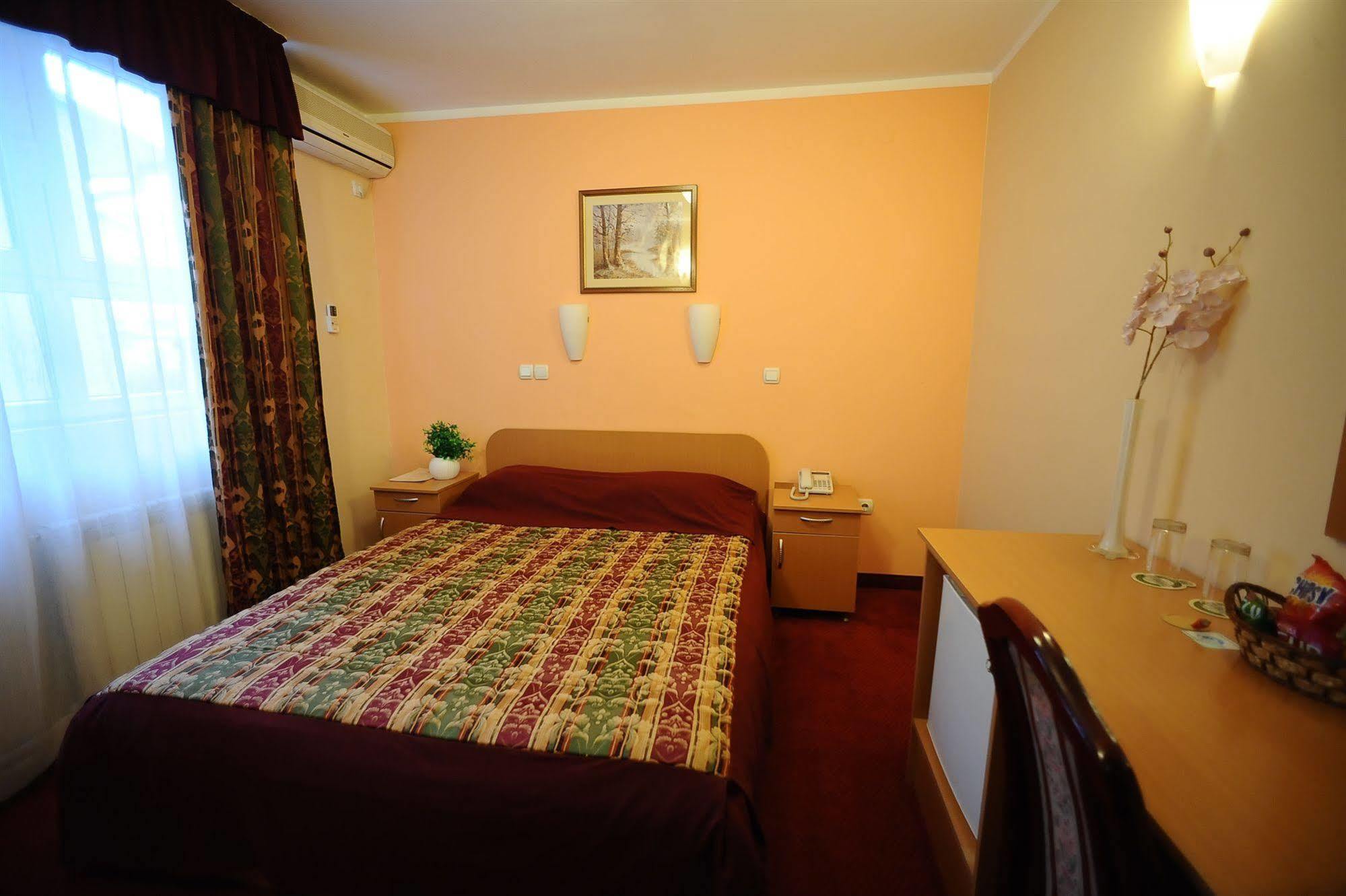 Hotel Elegance Belgrad Exterior foto